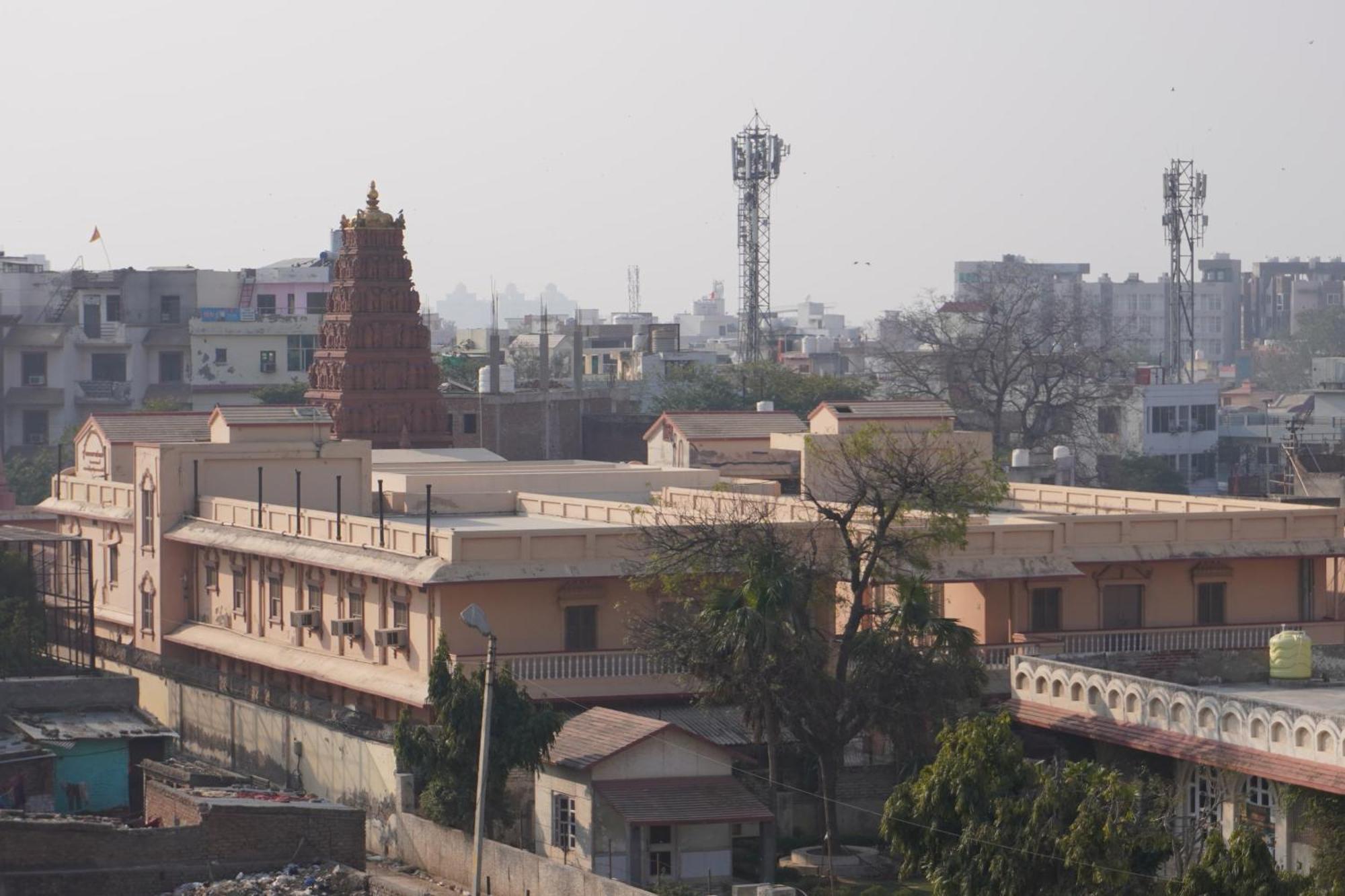 Hotel Shree Radha Rani Dham, Near Iskcon And Prem Mandir Vrindāvan Zewnętrze zdjęcie